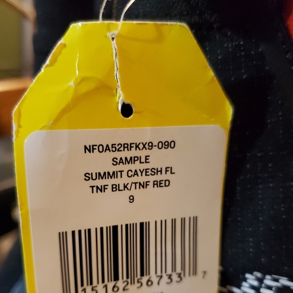 The North Face Summit Series Cayesh FUTUREFLIGHT boots. - Picture 10 of 10